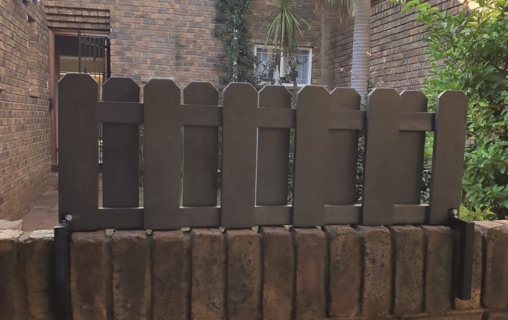 Plastic Timber Planks & Poles South Africa | Sizes & Uses (Plastic timber wall extender)