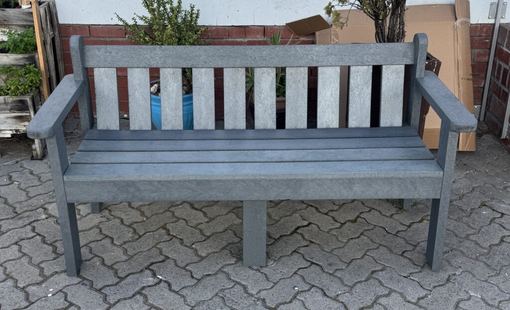Plastic Timber Planks & Poles South Africa | Sizes & Uses (3 seater royal bench)